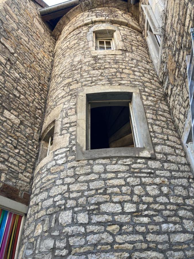 Ancien Hotel Plein De Charme Baume-les-Dames Exterior foto